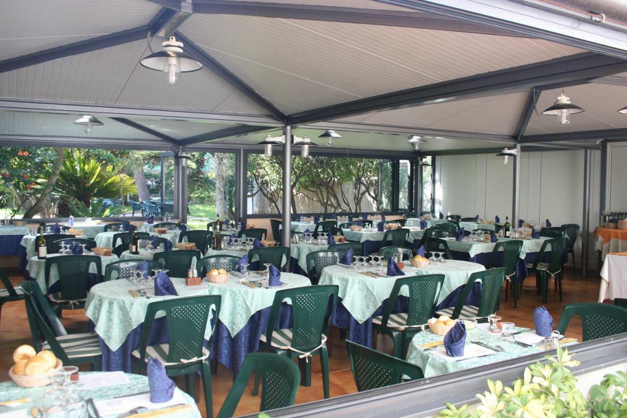 Hotel Rosalia 보르디게라 외부 사진