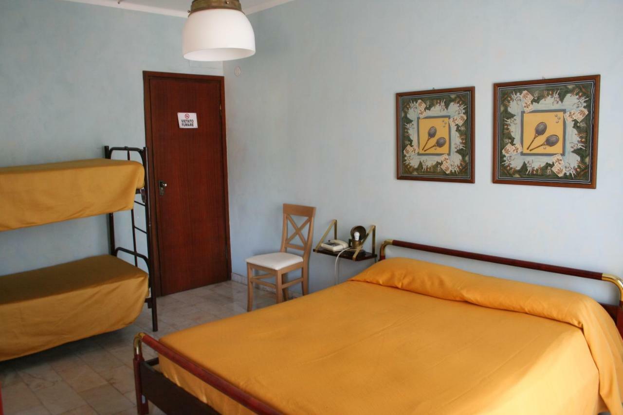 Hotel Rosalia 보르디게라 외부 사진