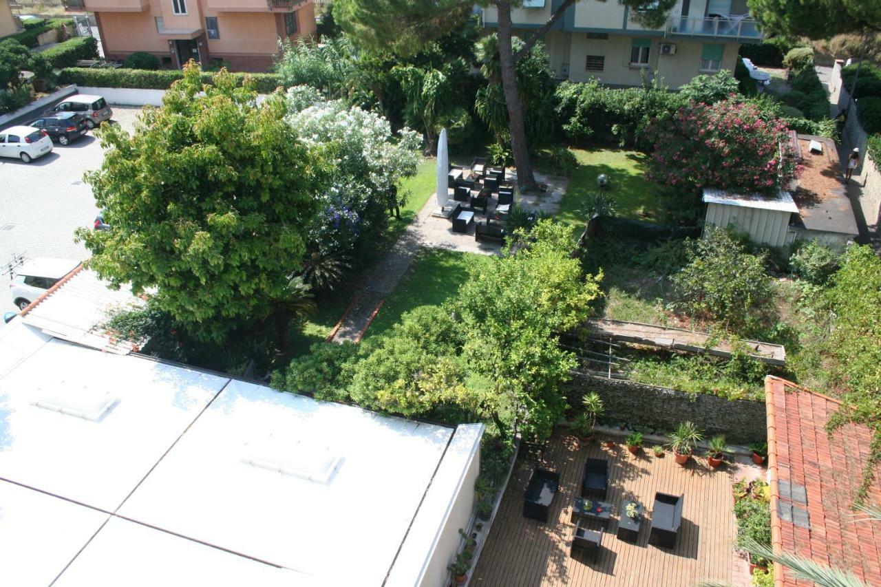 Hotel Rosalia 보르디게라 외부 사진