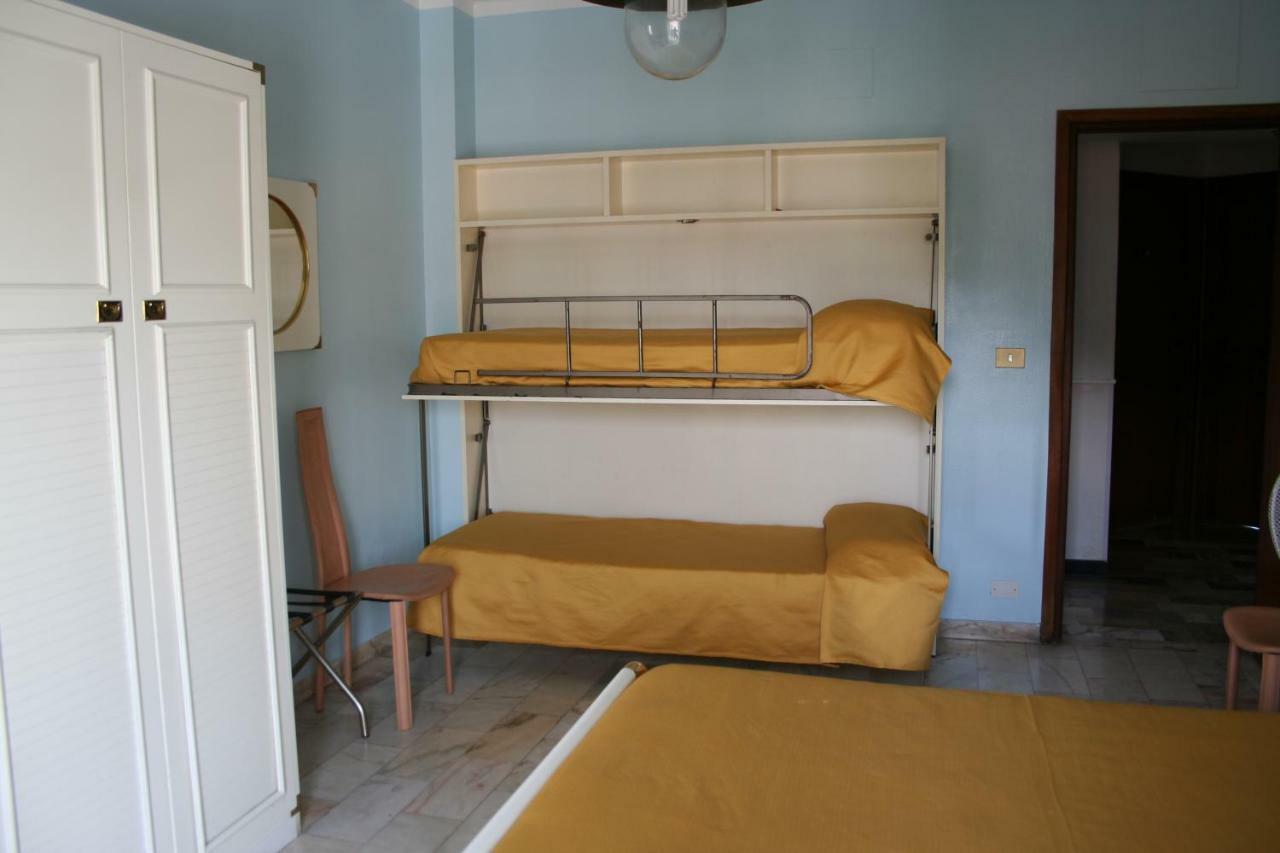Hotel Rosalia 보르디게라 외부 사진